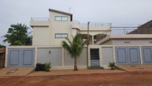 Vue générale de la villa duplex à hedzranawoe
